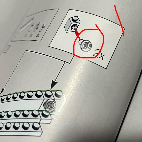 LEGO Icons The Friends Apartments 10292 RETIRED - Picture 9 of 9